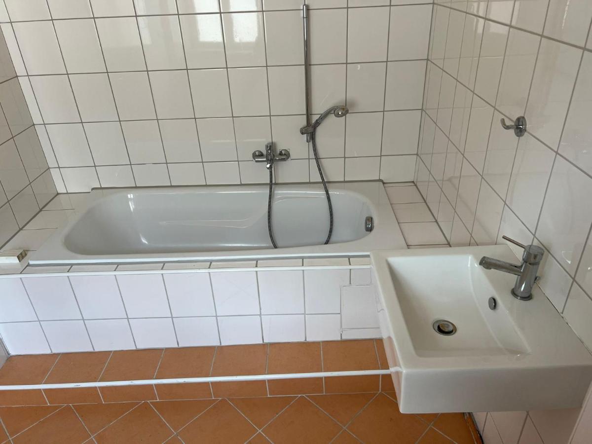 Privatzimmer Im Herzen Von Iphofen Exterior foto