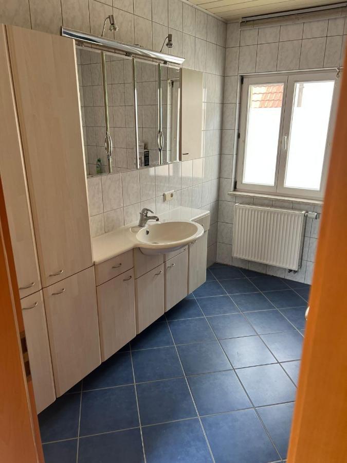 Privatzimmer Im Herzen Von Iphofen Exterior foto