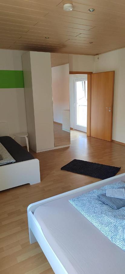 Privatzimmer Im Herzen Von Iphofen Exterior foto